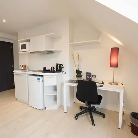 Studio City Aparthotel *